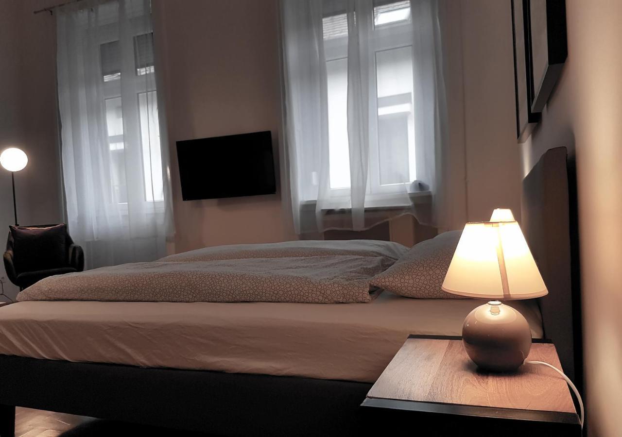 Luxury New Cozy Flat At Dob Street Nearby Gozsdu Court Διαμέρισμα Βουδαπέστη Εξωτερικό φωτογραφία