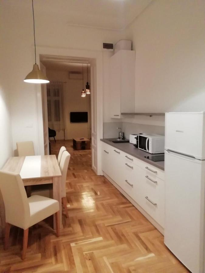 Luxury New Cozy Flat At Dob Street Nearby Gozsdu Court Διαμέρισμα Βουδαπέστη Εξωτερικό φωτογραφία