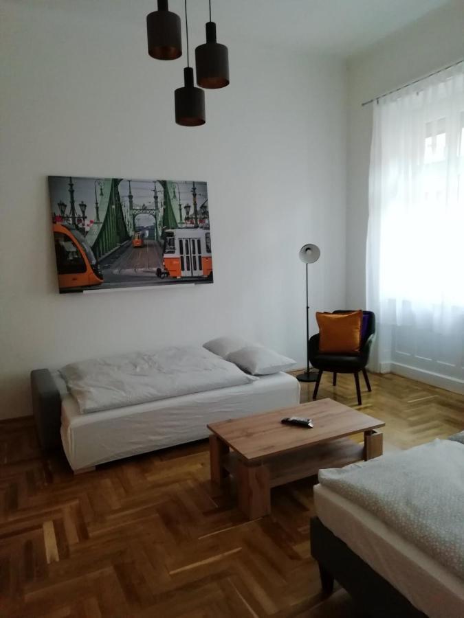 Luxury New Cozy Flat At Dob Street Nearby Gozsdu Court Διαμέρισμα Βουδαπέστη Εξωτερικό φωτογραφία
